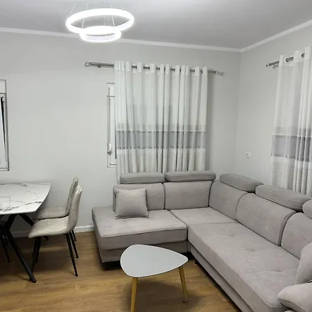 Family Luxury Near The Apartment *