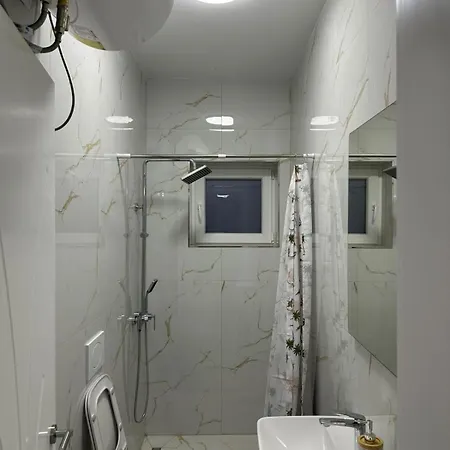 Family Luxury Near The Apartment